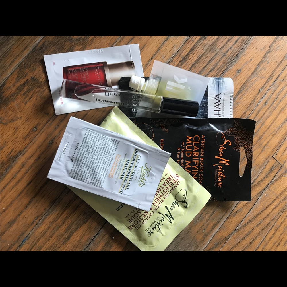 Bobbie brown roller ball with many samples